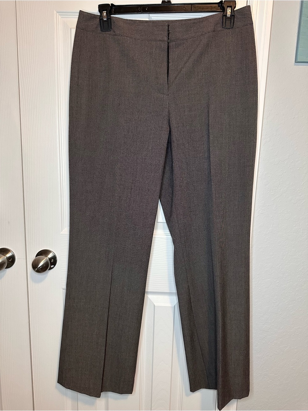 Apt. 9 Women's Straight Leg Dress Pants in Charcoal Gray